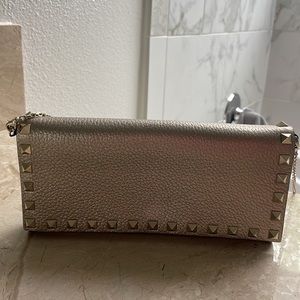Valentino Clutch